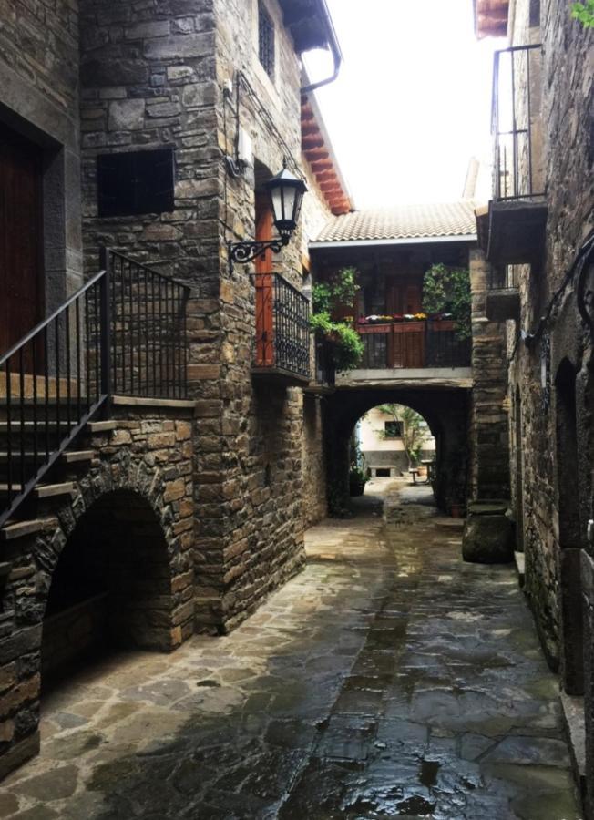 Preciosas Vistas A La Montana, Luminoso Y Acogedor Appartement El Pueyo de Araguás Buitenkant foto