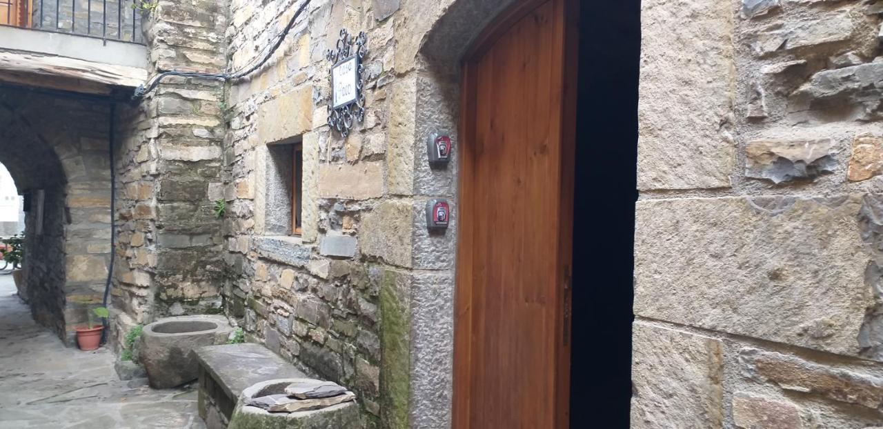 Preciosas Vistas A La Montana, Luminoso Y Acogedor Appartement El Pueyo de Araguás Buitenkant foto