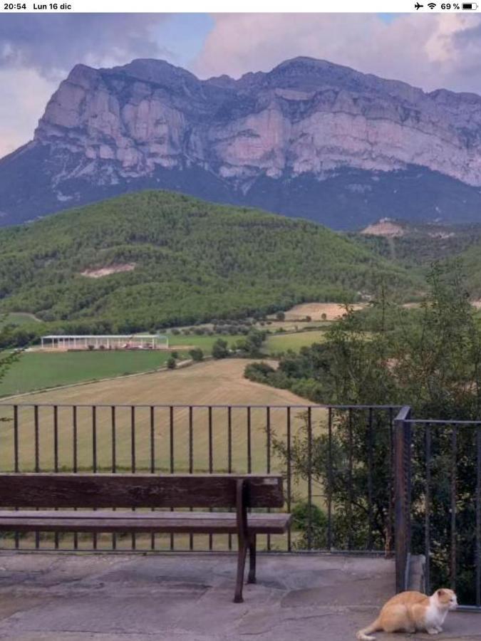 Preciosas Vistas A La Montana, Luminoso Y Acogedor Appartement El Pueyo de Araguás Buitenkant foto